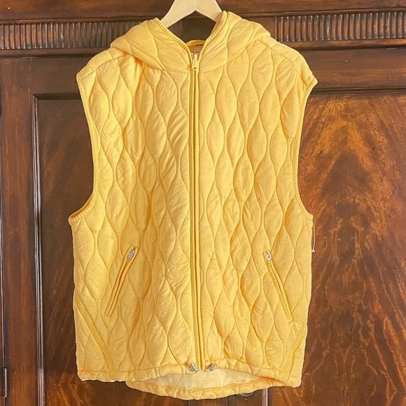 FREE PEOPLE Pale Marigold Dream Big Quilted Vest - Picture 2 of 11